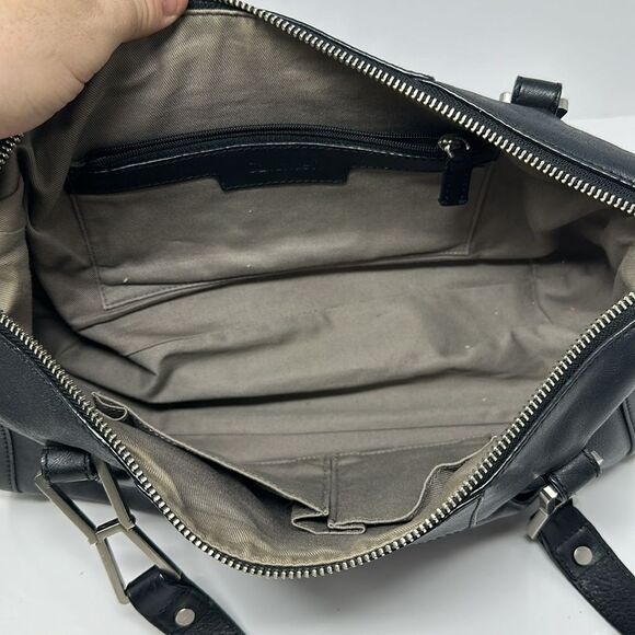 GUC Calvin Klein purse - Picture 3 of 4